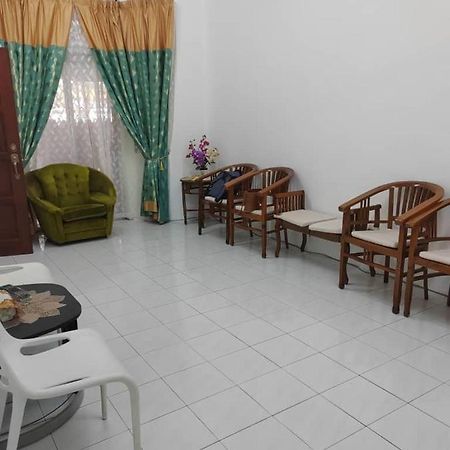 De' Aman Homestay 지트라 외부 사진